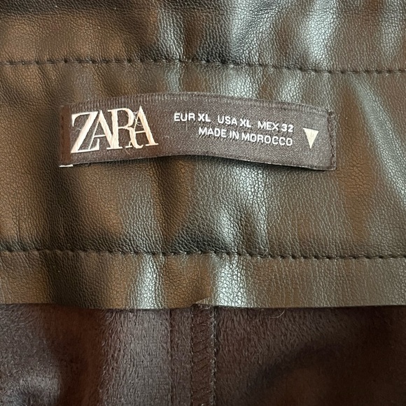 Zara Faux Leather Shorts - Picture 9 of 9